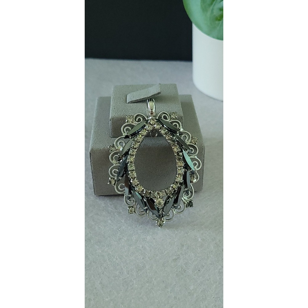 1960s Juliana D&E Hematite Navette Rhinestone Teardrop Pendant 16g 2.36in